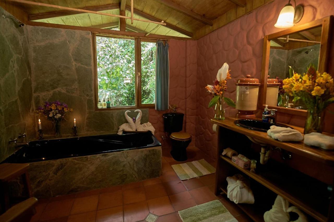 Casa Divina Eco Lodge 민도 외부 사진